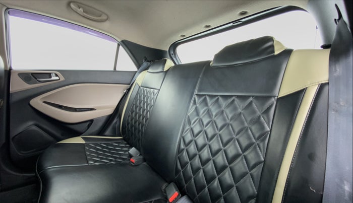 2015 Hyundai Elite i20 MAGNA 1.2, Petrol, Manual, 44,554 km, Right Side Rear Door Cabin