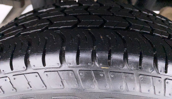2017 Maruti Alto K10 VXI P, Petrol, Manual, 16,322 km, Right Rear Tyre Tread