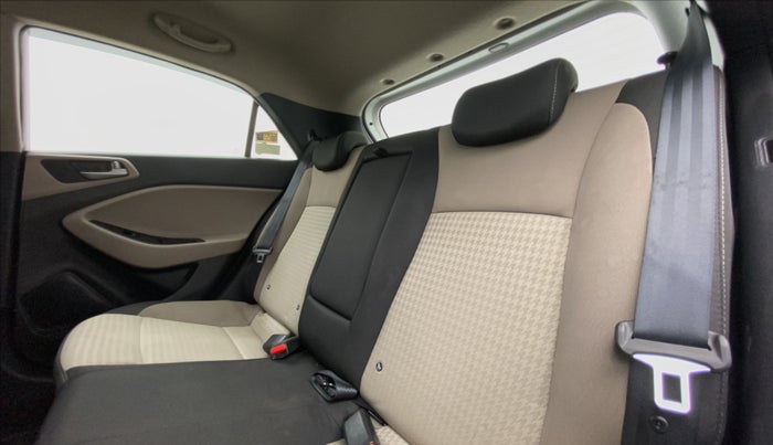 2018 Hyundai Elite i20 1.4 CRDI ASTA (O), Diesel, Manual, 41,112 km, Right Side Rear Door Cabin