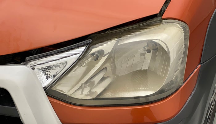 2014 Toyota Etios CROSS 1.2 G, Petrol, Manual, 47,055 km, Left headlight - Minor scratches