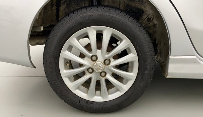 2011 Toyota Etios VX, Petrol, Manual, 64,947 km, Right Rear Wheel