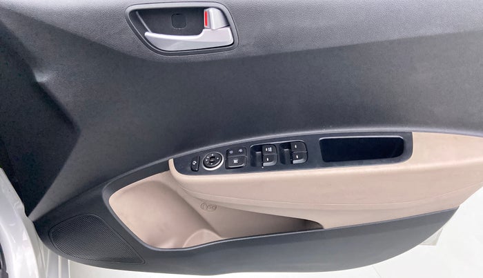 2018 Hyundai Grand i10 ASTA 1.2 KAPPA VTVT, Petrol, Manual, 25,602 km, Driver Side Door Panels Control