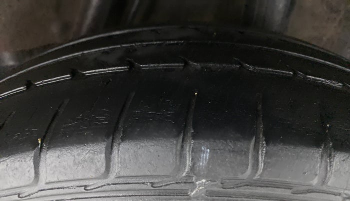 2015 Honda City VX MT PETROL, Petrol, Manual, 60,177 km, Left Rear Tyre Tread