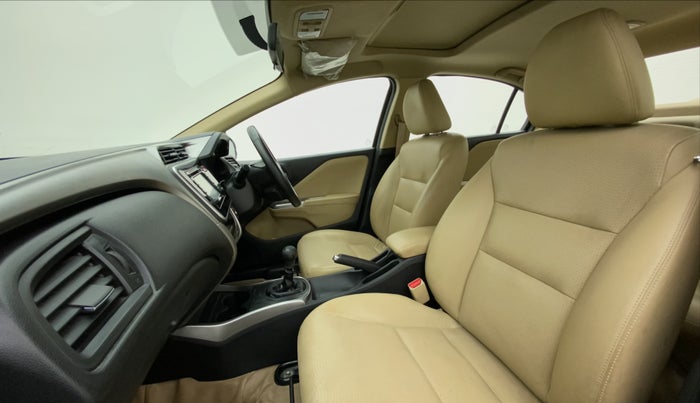 2015 Honda City VX MT PETROL, Petrol, Manual, 60,177 km, Right Side Front Door Cabin