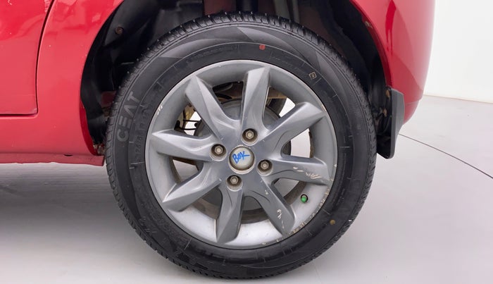 2014 Tata Bolt XT REVOTRON, Petrol, Manual, 61,779 km, Left Rear Wheel