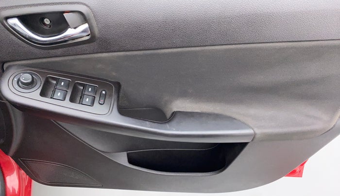 2014 Tata Bolt XT REVOTRON, Petrol, Manual, 61,779 km, Driver Side Door Panels Control