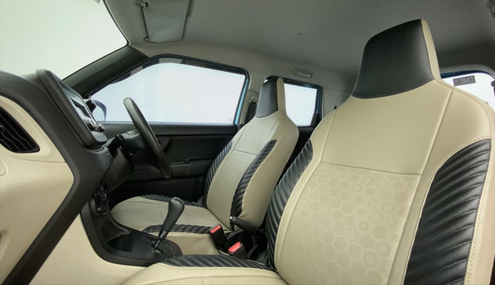 2020 Maruti New Wagon-R VXI 1.0 AMT, Petrol, Automatic, 28,114 km, Right Side Front Door Cabin