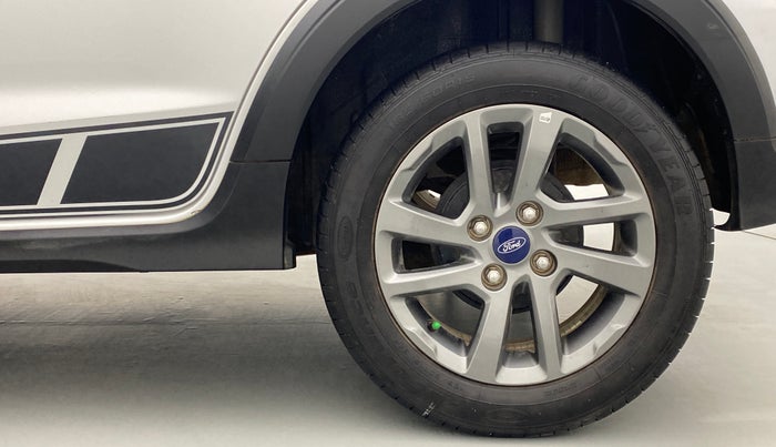 2019 Ford FREESTYLE TITANIUM 1.2 TI-VCT MT, Petrol, Manual, 33,538 km, Left Rear Wheel