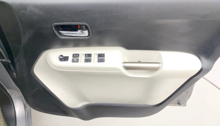 2018 Maruti IGNIS DELTA 1.2, Petrol, Manual, 30,269 km, Driver Side Door Panels Control