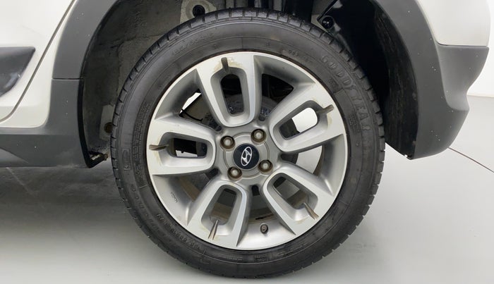 2016 Hyundai i20 Active 1.2 S, Petrol, Manual, 12,359 km, Left Rear Wheel