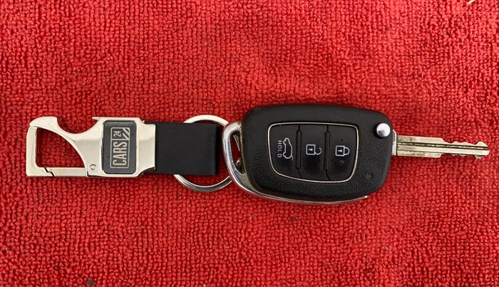 2016 Hyundai i20 Active 1.2 S, Petrol, Manual, 12,359 km, Key Close Up