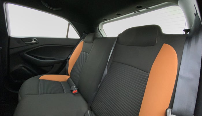 2016 Hyundai i20 Active 1.2 S, Petrol, Manual, 12,359 km, Right Side Rear Door Cabin