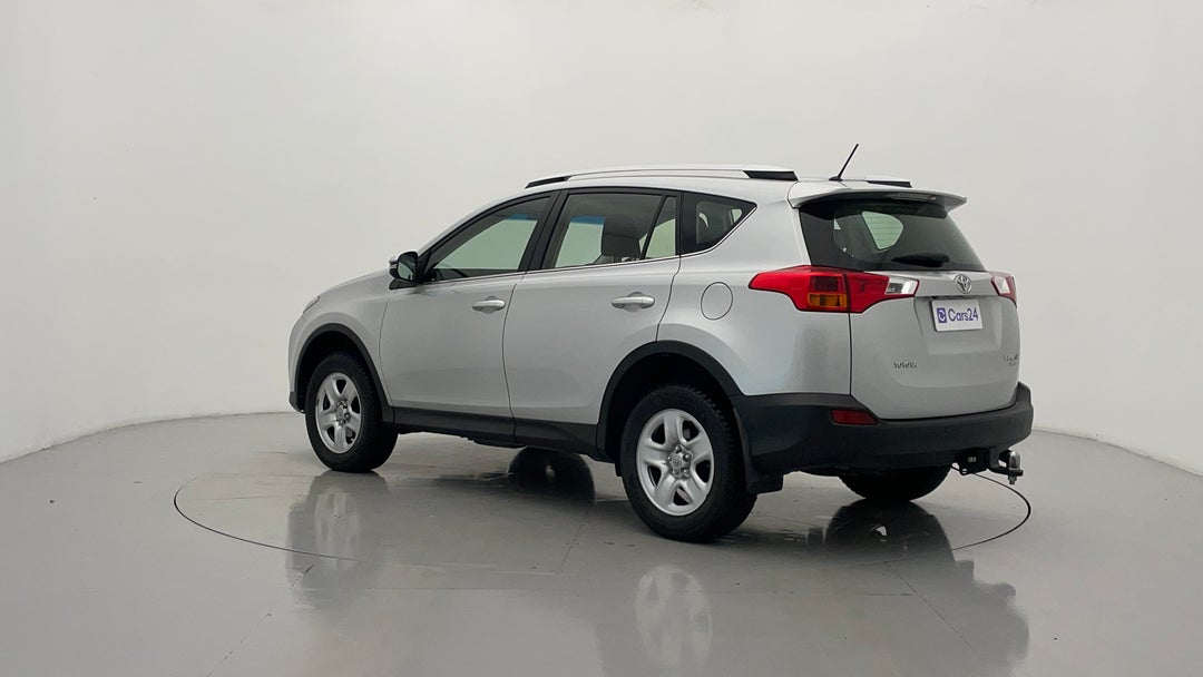 Left Back Diagonal (45- Degree) View