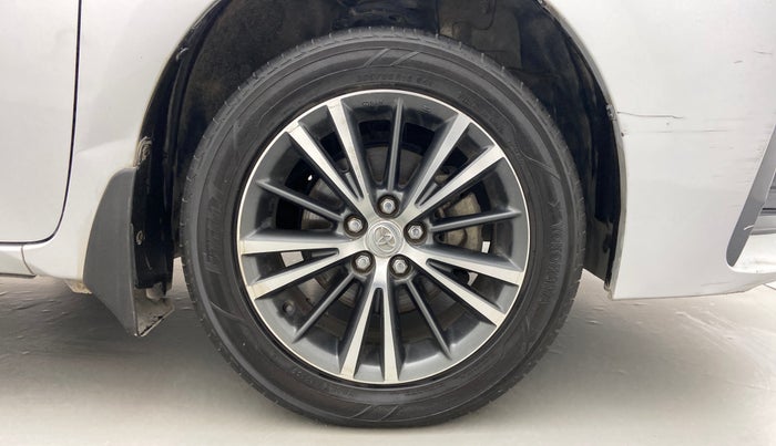 2019 Toyota Corolla Altis GL PETROL, Petrol, Manual, 55,896 km, Right Front Wheel