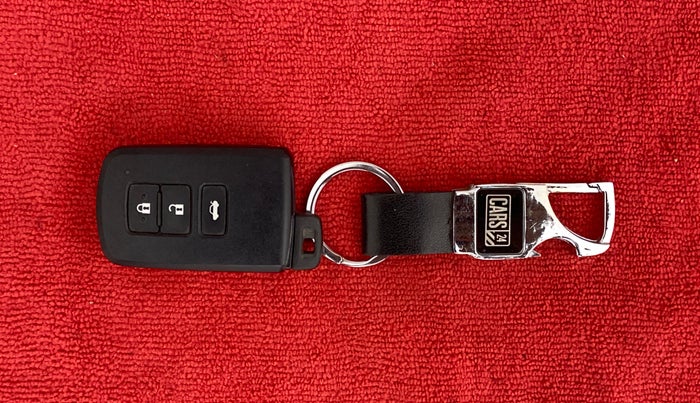 2019 Toyota Corolla Altis GL PETROL, Petrol, Manual, 55,896 km, Key Close Up
