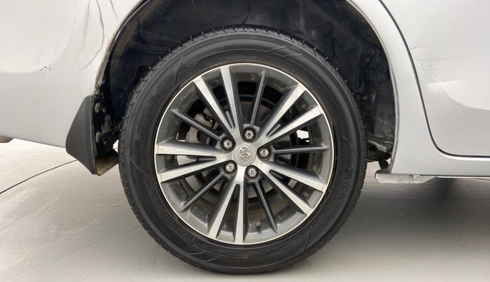 2019 Toyota Corolla Altis GL PETROL, Petrol, Manual, 55,896 km, Right Rear Wheel