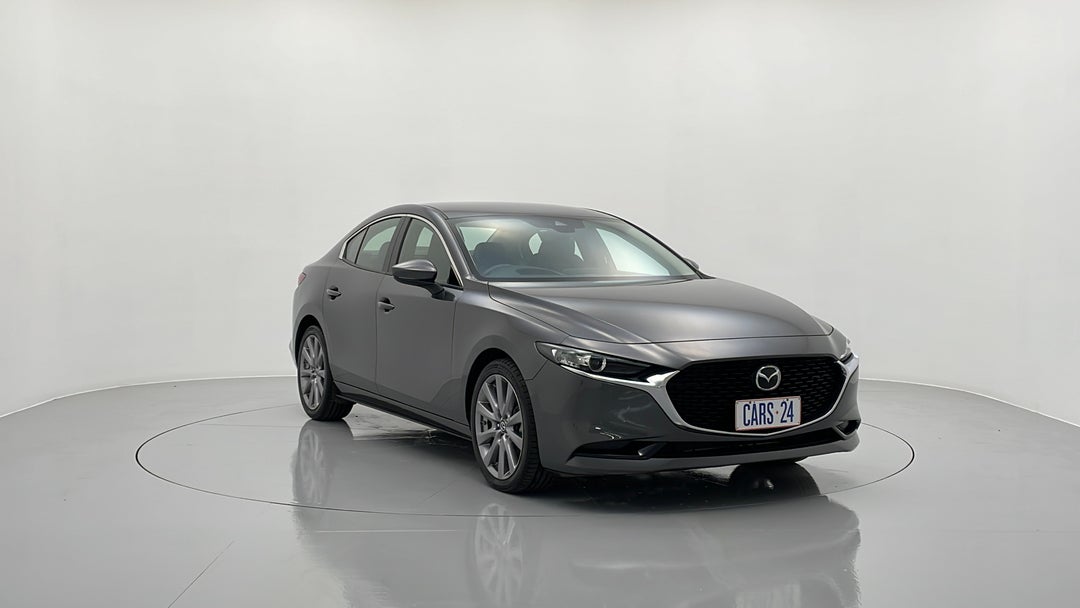 2019 Mazda Mazda3 G20 Touring, Automatic, 24638 km, Right Front Diagonal (45- Degree) View