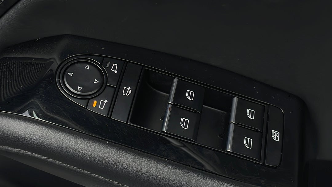 2019 Mazda Mazda3 G20 Touring, Automatic, 24638 km, Drivers Side Door Panel Controls