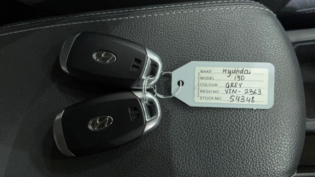 2023 Hyundai i30 Elite, Automatic, 23501 km, Key Close-up
