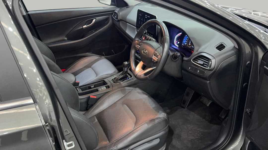 2023 Hyundai i30 Elite, Automatic, 23501 km, Right Side Front Door Cabin View