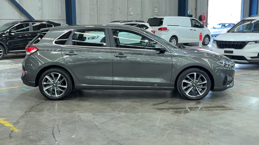 2023 Hyundai i30 Elite, Automatic, 23501 km, Right Side View