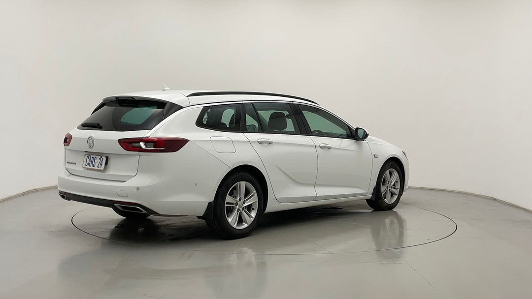 Right Back Diagonal (45- Degree) View