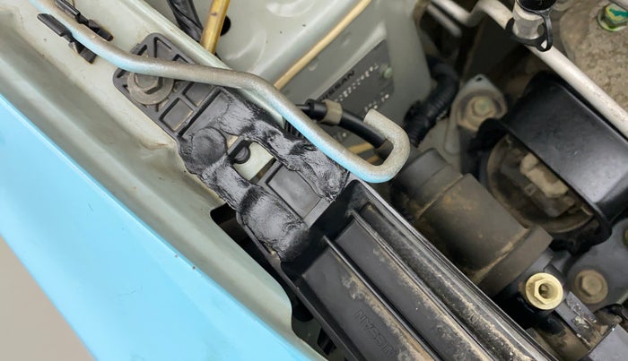 2014 Datsun Go A, Petrol, Manual, 47,422 km, Right headlight - Clamp has minor damage