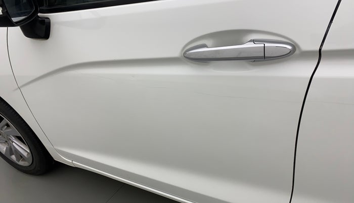 2019 Honda Jazz 1.2L I-VTEC V, Petrol, Manual, 56,553 km, Front passenger door - Paint has faded