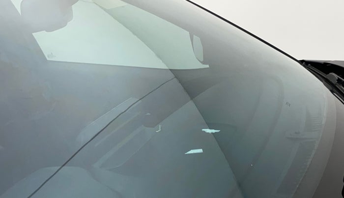 2022 Tata Safari XZA PLUS DARK EDITION, Diesel, Automatic, 18,502 km, Front windshield - Minor spot on windshield