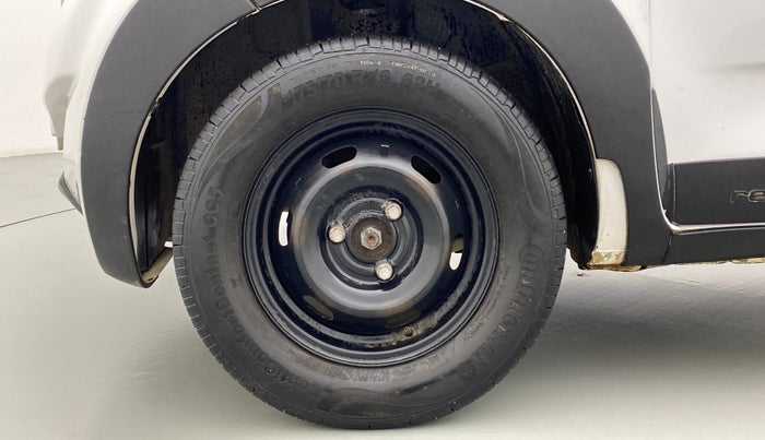 2016 Datsun Redi Go S, Petrol, Manual, 51,494 km, Left Front Wheel