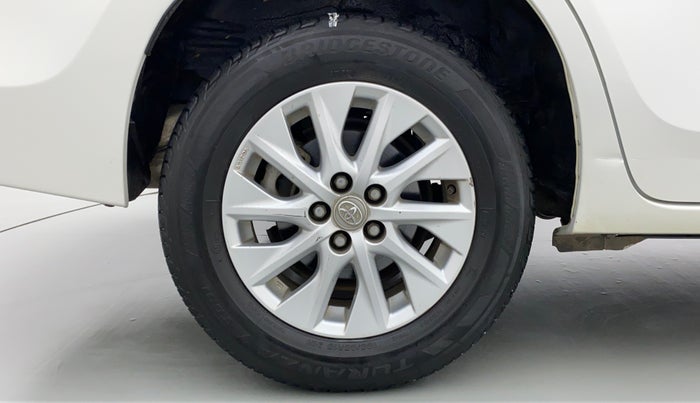 2018 Toyota Corolla Altis G, Petrol, Manual, 54,068 km, Right Rear Wheel
