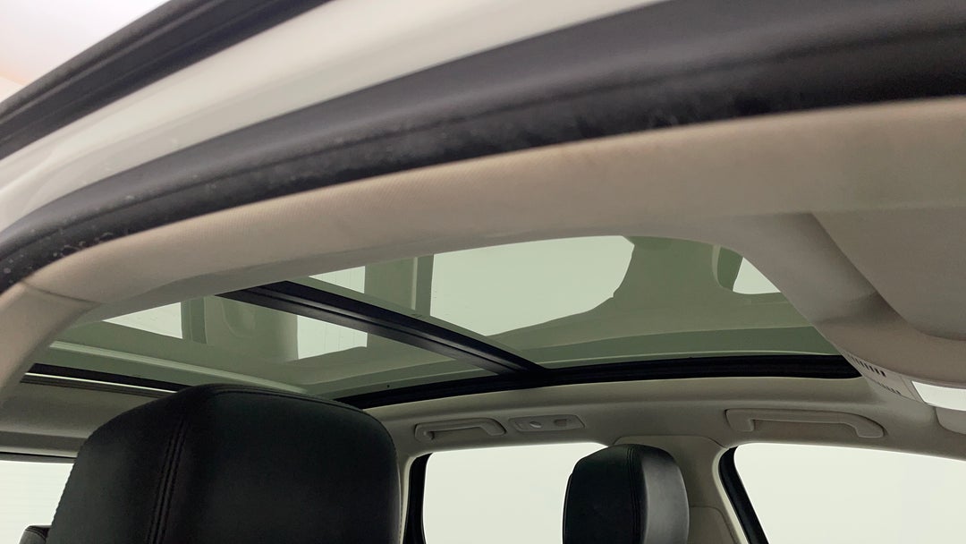 Interior Sunroof/Moonroof