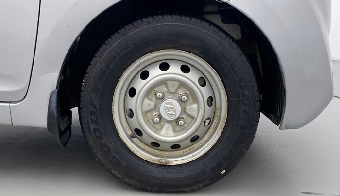 2014 Hyundai Eon ERA PLUS, Petrol, Manual, 51,874 km, Right Front Wheel