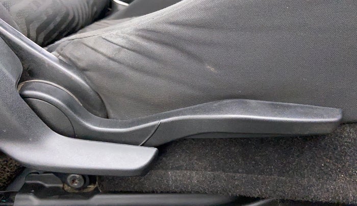 2018 Maruti Swift VDI, Diesel, Manual, 66,188 km, Driver Side Adjustment Panel