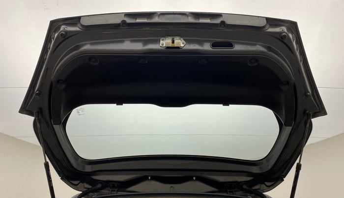 2015 Maruti Swift VXI, Petrol, Manual, 59,406 km, Boot Door Open