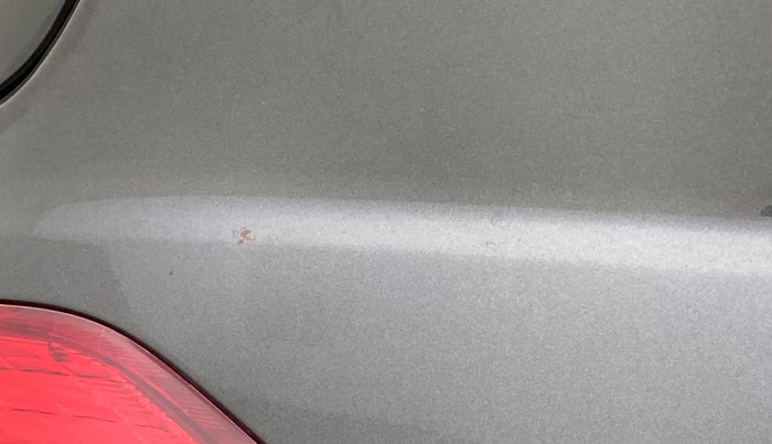2015 Maruti Swift VXI, Petrol, Manual, 59,406 km, Right quarter panel - Minor scratches