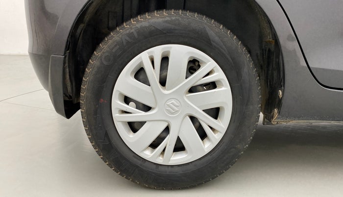 2015 Maruti Swift VXI, Petrol, Manual, 59,406 km, Right Rear Wheel