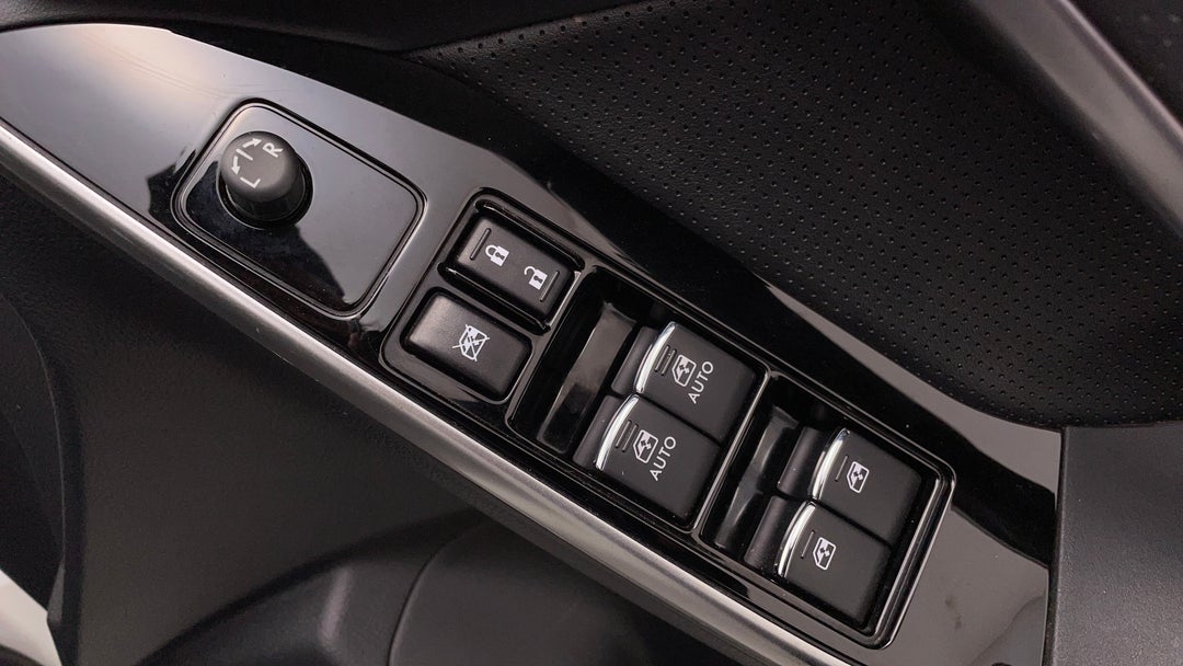 Drivers Side Door Panel Controls