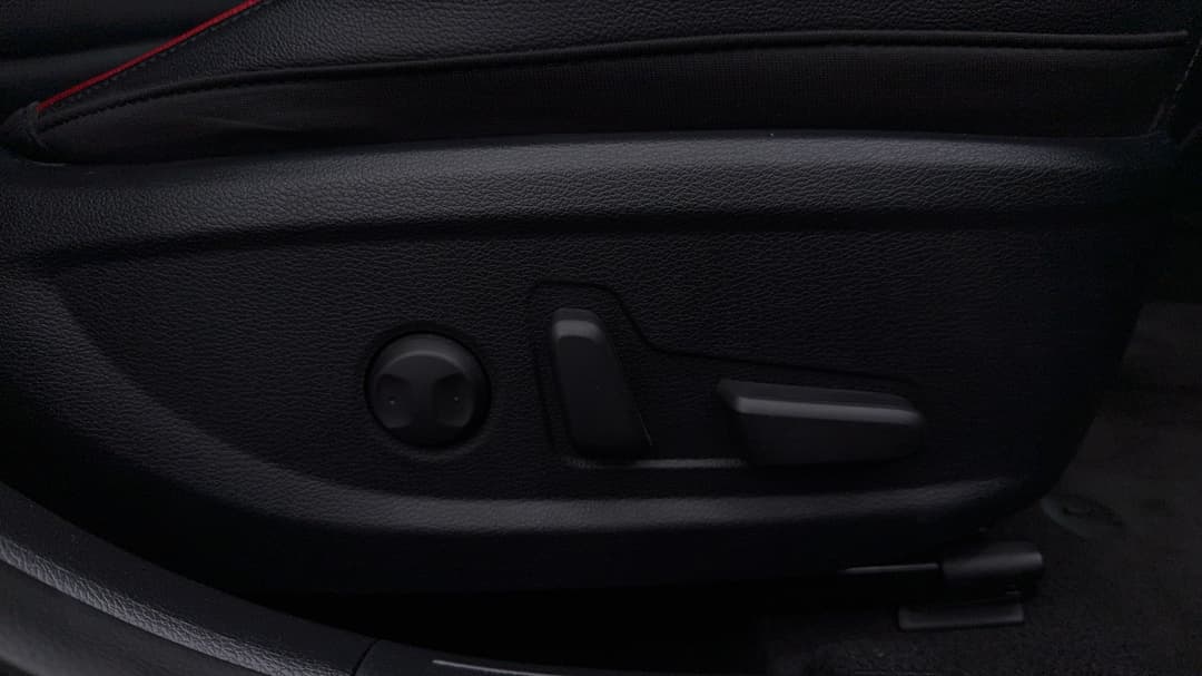2021 Kia Cerato Gt, Automatic, 29232 km, Drivers Side Adjustment Panel