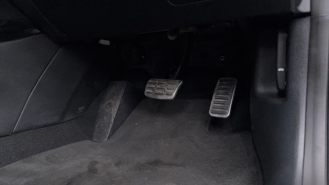 2021 Kia Cerato Gt, Automatic, 29232 km, Pedals and Footmat