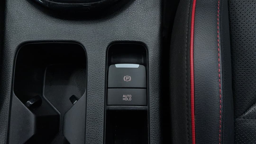 2021 Kia Cerato Gt, Automatic, 29232 km, Handbrake
