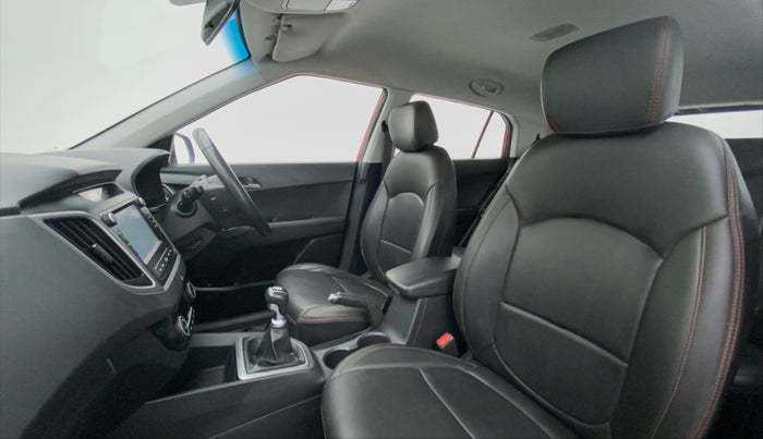 2017 Hyundai Creta SX PLUS 1.6 PETROL DUAL TONE, Petrol, Manual, 50,121 km, Right Side Front Door Cabin