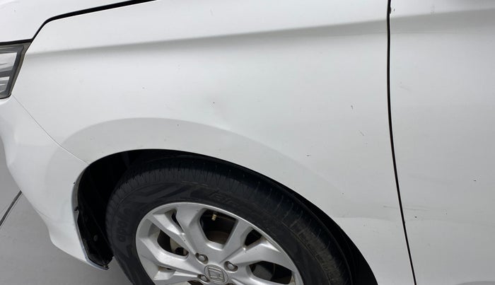 2019 Honda Amaze 1.2L I-VTEC V, CNG, Manual, 99,625 km, Left fender - Slightly dented