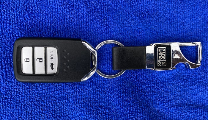 2019 Honda Amaze 1.2L I-VTEC V, CNG, Manual, 99,625 km, Key Close Up