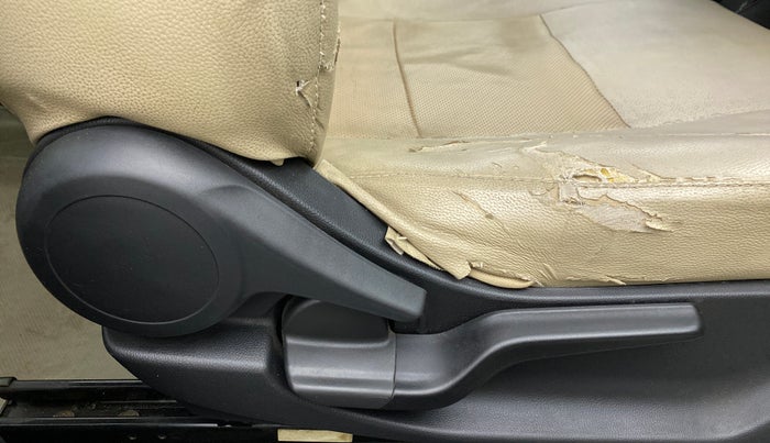 2019 Honda Amaze 1.2L I-VTEC V, CNG, Manual, 99,625 km, Driver Side Adjustment Panel
