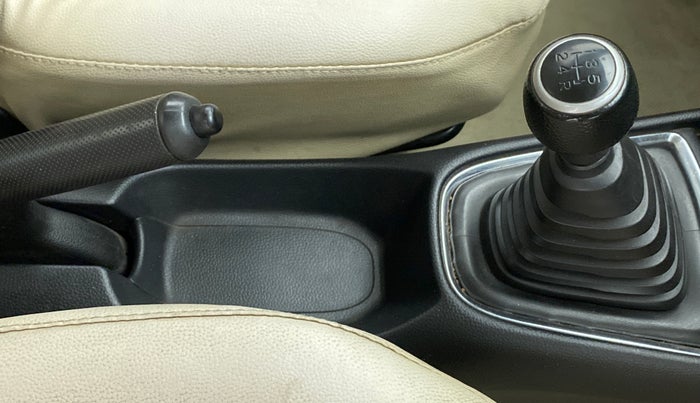 2019 Honda Amaze 1.2L I-VTEC V, CNG, Manual, 99,625 km, Gear Lever