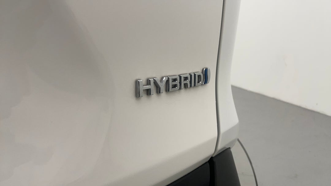 Badge (Boot Right Side)