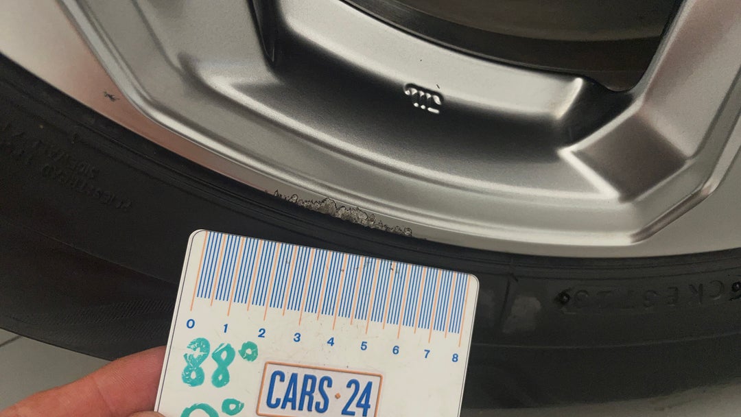 Wheels Rim Rear RHS Scuff