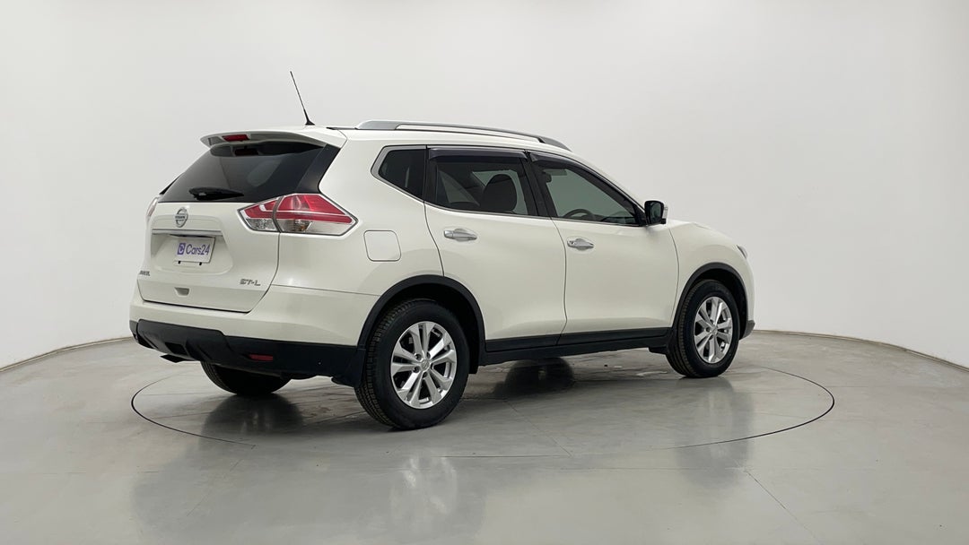 Right Back Diagonal (45- Degree) View