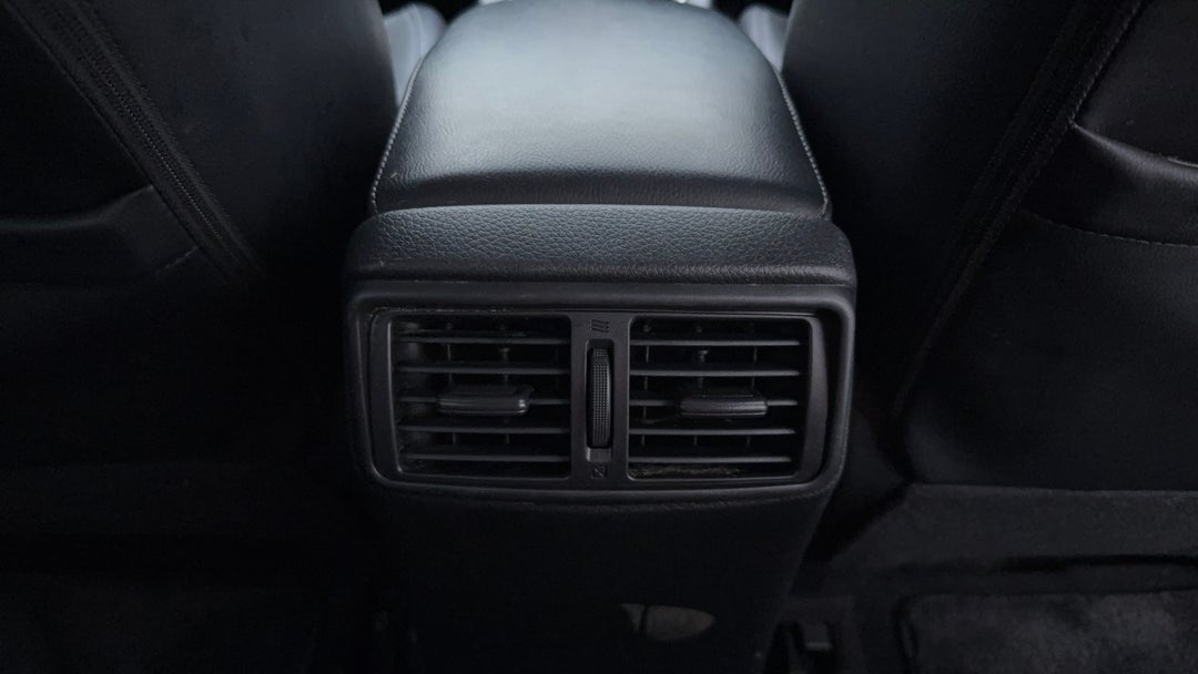 Rear A/C Vent